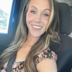 Holly Moon - @hollymoonmusic - Instagram