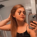 Holly Munn - @purple_lava_bubbles - Instagram