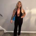 Holly Munro - @hollymunroxx - Instagram