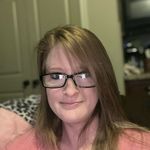 Holly Naylor - @hollybooklover00 - Instagram