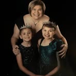 Holly Null - Facebook