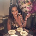 Holly Owen - @holliloo - Instagram