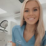 Holly Passmore - @hollydentaltherapist - Instagram