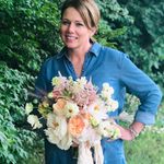 Holly Pond Floral Co. - @hollypondfloralco - Instagram