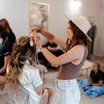 Holly Postma - @theredheaded_stylist - Instagram