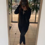 Holly Pugh - @hollyssmain - Instagram