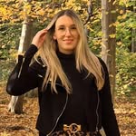 Holly Pugh - @holly_8.09 - Instagram