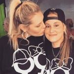 Holly Ries - @ries_2point0 - Instagram