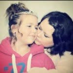 Holly Roberson - @gooner2001 - Instagram