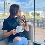 @hollyrojas_vt - Instagram