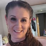 Holly Sandy - @mrsblue27 - Instagram