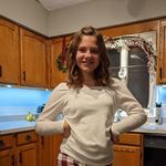 Holly Saxe - @ho.lly3738 - Instagram