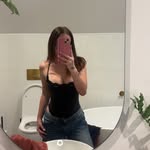 Holly - @holly.sayer - Instagram