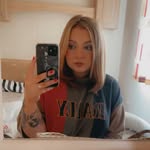 Hol🦥 - @hollysims__ - Instagram