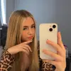 holly - @.hollysims - TikTok