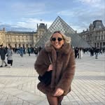 Holly Sims - @holsims - Instagram