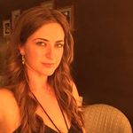 Holly Beth Singleton - @hollybethsings - Instagram