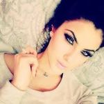Holly Thorne - @hollythornesxo - Instagram