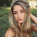 Holly Thorne - @holly.throne - Instagram