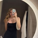 hols - @hollytopper - Instagram