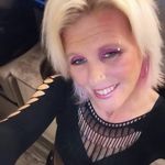 Holly Walls - @wallsholly - Instagram