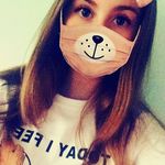 Holly Webber - @hollyw3bb3r - Instagram