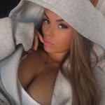 Holly Webber - @k66_hlw - Instagram