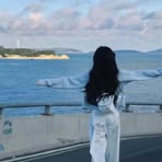 Holly Wong - Facebook