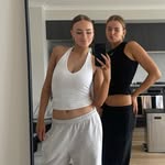 holly wright - @hollywrighht - Instagram