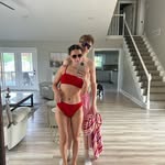 Holly Wright - @hollywrighttttt - Instagram