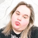 Hope Drummond - @hope_drummbeauty - Instagram