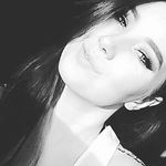 Hope McClain - @living_younge - Instagram