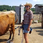 Hope Simon - @homesteaderhope - Instagram