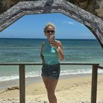 Michelle Hosea Walker - @rettmomstrong - Instagram