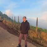 Howard Castro - @howix95 - Instagram