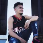 Howard Castro - @howard_2515 - Instagram