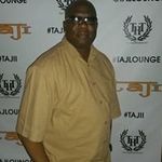 Howard Nesbitt - @howardnesbity - Instagram