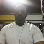 Howard Skinner - @acuttabovetherest - Instagram
