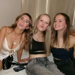 Caitlin Davies-Howell - @caitlin.davieshowell - Instagram