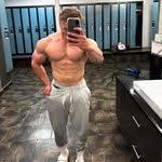 Hubert Côté - @uber_side - Instagram