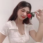 Huế Nguyễn - @hue.lunn - Instagram