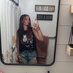delaney hughes - @delaneyhughes22 - Instagram