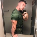 Hugh Raymond - @hugh71461 - Instagram