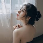 Trịnh Thủy - @hung.lacoste - Instagram