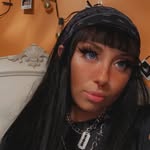 Hunter Hamilton - @hunter_goes_rawr - Instagram