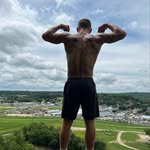 Hunter Kane - @ilyft.32 - Instagram