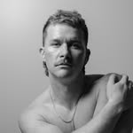 Hunter Thomas - Queer Photographer 🏳️‍🌈 - @silvertonestudiosphoto - Instagram