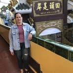 Huong Thach - Facebook