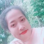 Huong Thach - Facebook