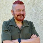 Ian Henzel - @iankhdesert - Instagram